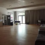 Adega Artisticas - Perto De Lisboa