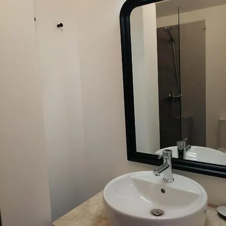 Adega Artisticas - Perto De Lisboa 3* Almargem (Sobral de Monte Agraco)